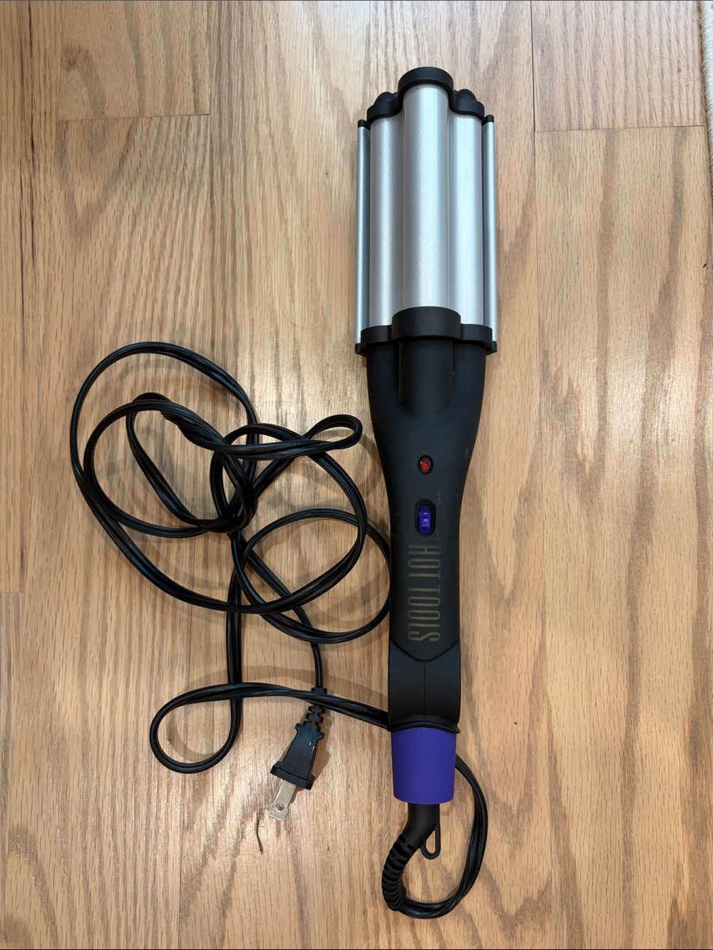 Hot Tools Black & Silver Triple Barrel Waver with Purple Accent